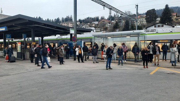 Trafic ferroviaire entre La Chaux-de-Fonds et Neuchâtel interrompu
