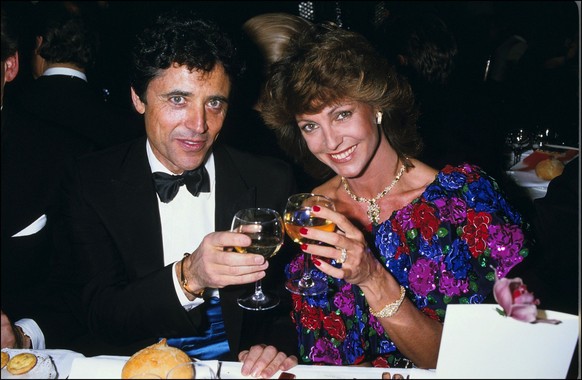 Sacha Distel and Chantal Nobel. (Photo by PICOT/Gamma-Rapho via Getty Images)
