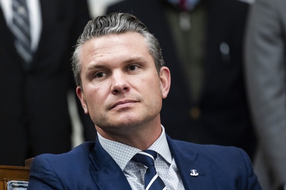 epa11767241 Pete Hegseth, President-elect Donald Trump&#039;s nominee for Secretary of Defense, meets with Republican Senator from Kansas Roger Marshall (not pictured), in the Russell Senate Office Bu ...