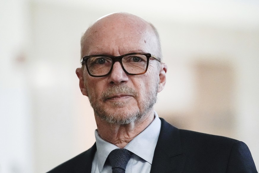 Screenwriter and film director Paul Haggis arrives at court for a sexual assault civil lawsuit, Wednesday, Nov. 2, 2022, in New York. (AP Photo/Julia Nikhinson)
