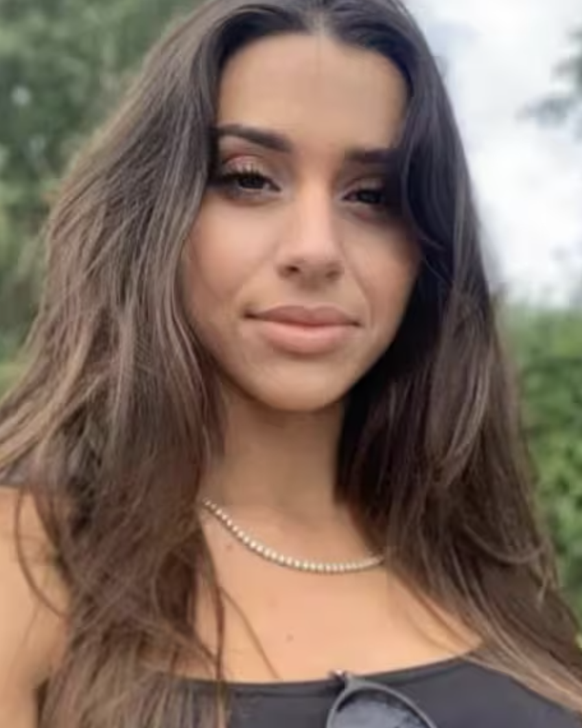 La jeune femme a finalement été arrêtée.