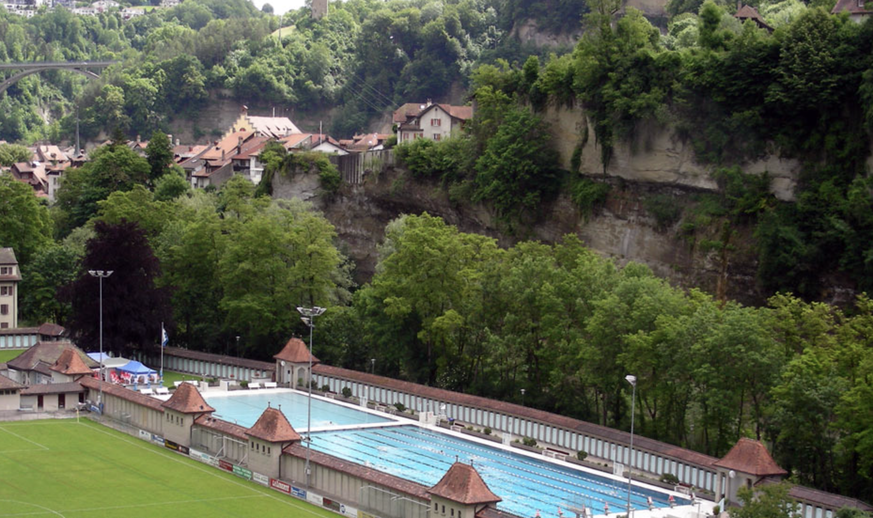 Les bains de la Motta à Fribourg.