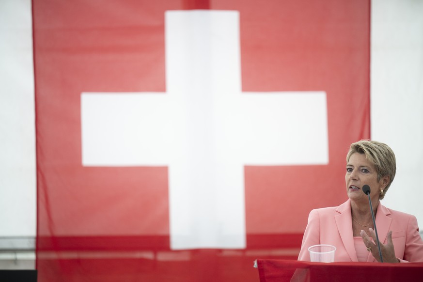 Bundesraetin Karin Keller-Sutter bei ihrer Rede am Nationalfeiertag, am Dienstag, 1. August 2023, in Rapperswil-Jona. (KEYSTONE/Gian Ehrenzeller)