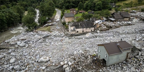 Un coulée de débris a dévasté le village grison de Sorte le 21 juin 2024.