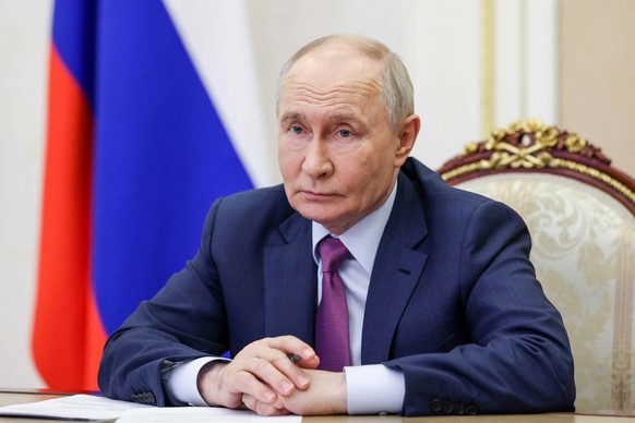 Vladimir Poutine sait que son opération spéciale en Ukraine suscite de plus en plus de critiques, même dans les haute sphères du pouvoir russe.
