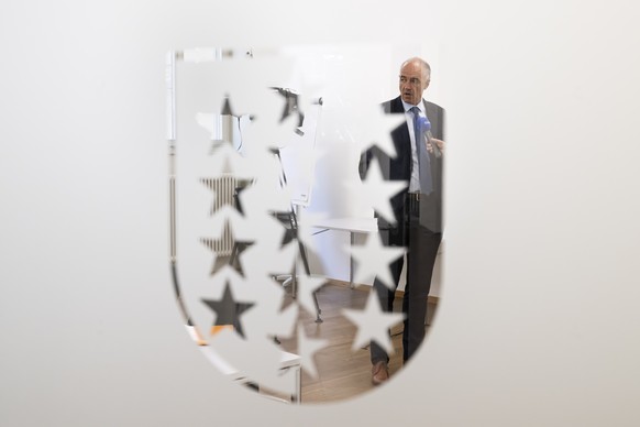 Staatsrat (VS) Christophe Darbellay im Interview kurz vor einer Medienkonferenz der Regierungskonferenz der Gebirgskantone zur Abstimmung ueber die Abschaffung des Eigenmietwerts, am Freitag, 5. Septe ...