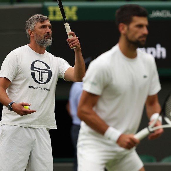 Goran Ivanisevic (à gauche) entraînait Novak Djokovic depuis juin 2019. (Photo d&#039;archives)