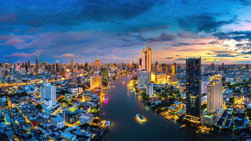 Vue aérienne de la ville de Bangkok au crépuscule, Thaïlande.