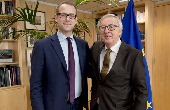 Jean-Claude Juncker,Richard Szostak