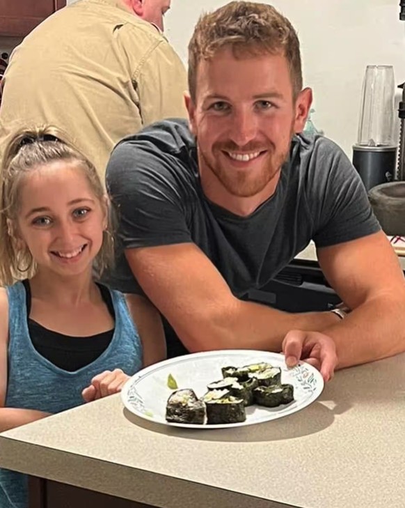 Shauna Rae, Dan et leurs sushis très mal roulés.