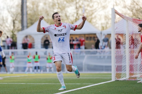 Sions Kevin Bua jubelt nach dem Tor zum 0:3 im Fussball Meisterschaftsspiel der Challenge League zwischen dem FC Baden und dem FC Sion am Samstag, den 13. April 2024 im Stadion Esp in Baden. (Keystone ...