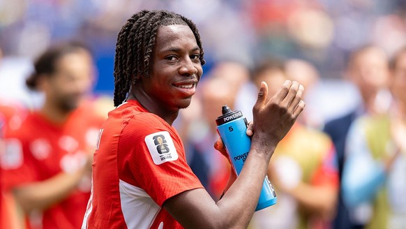 INGLEWOOD, CALIFORNIA - JUNE 18: Johan Manzambi #9 of Switzerland applauds the crowd after the FIFA World Cup 2026 Group B match between Switzerland and Bosnia and Herzegovina at Los Angeles Stadium o ...