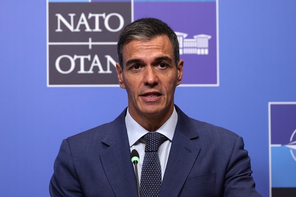 epa13098198 Spanish Prime Minister Pedro Sanchez speaks during a press conference at the 2026 NATO Summit in Ankara, Turkey, 08 July 2026. The NATO Summit takes place from 07-08 July. EPA/NECATI SAVAS