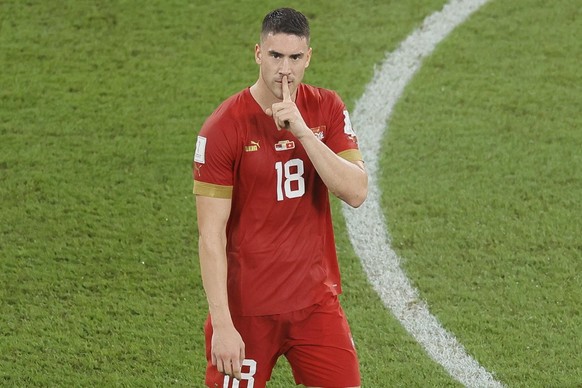 epa10345081 Dusan Vlahovic of Serbia celebrates after scoring the 2-1 during the FIFA World Cup 2022 group G soccer match between Serbia and Switzerland at Stadium 947 in Doha, Qatar, 02 December 2022 ...