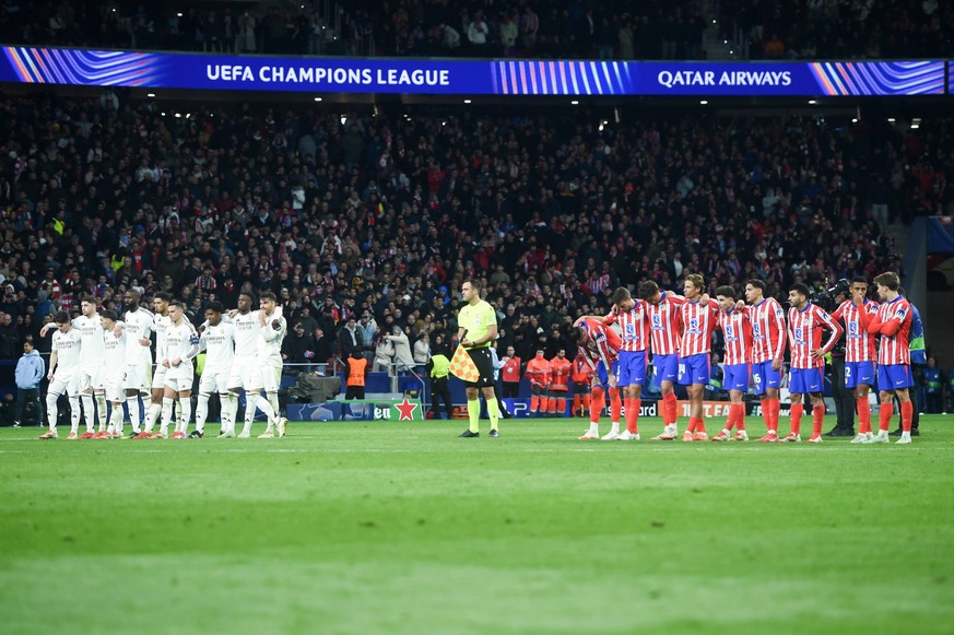250313 -- MADRID, March 13, 2025 -- Players L of Real Madrid and Atletico de Madrid look on in the penalty shootout during the UEFA Champions League Round of 16 second leg football match between Atlet ...