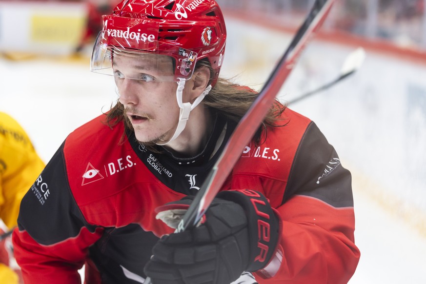Sami Niku (LHC), en action, lors du match du championnat suisse de hockey sur glace de National League entre Lausanne HC et SCL Tigers ce mercredi 26 novembre 2025 a la patinoire de la Vaudoise arena  ...