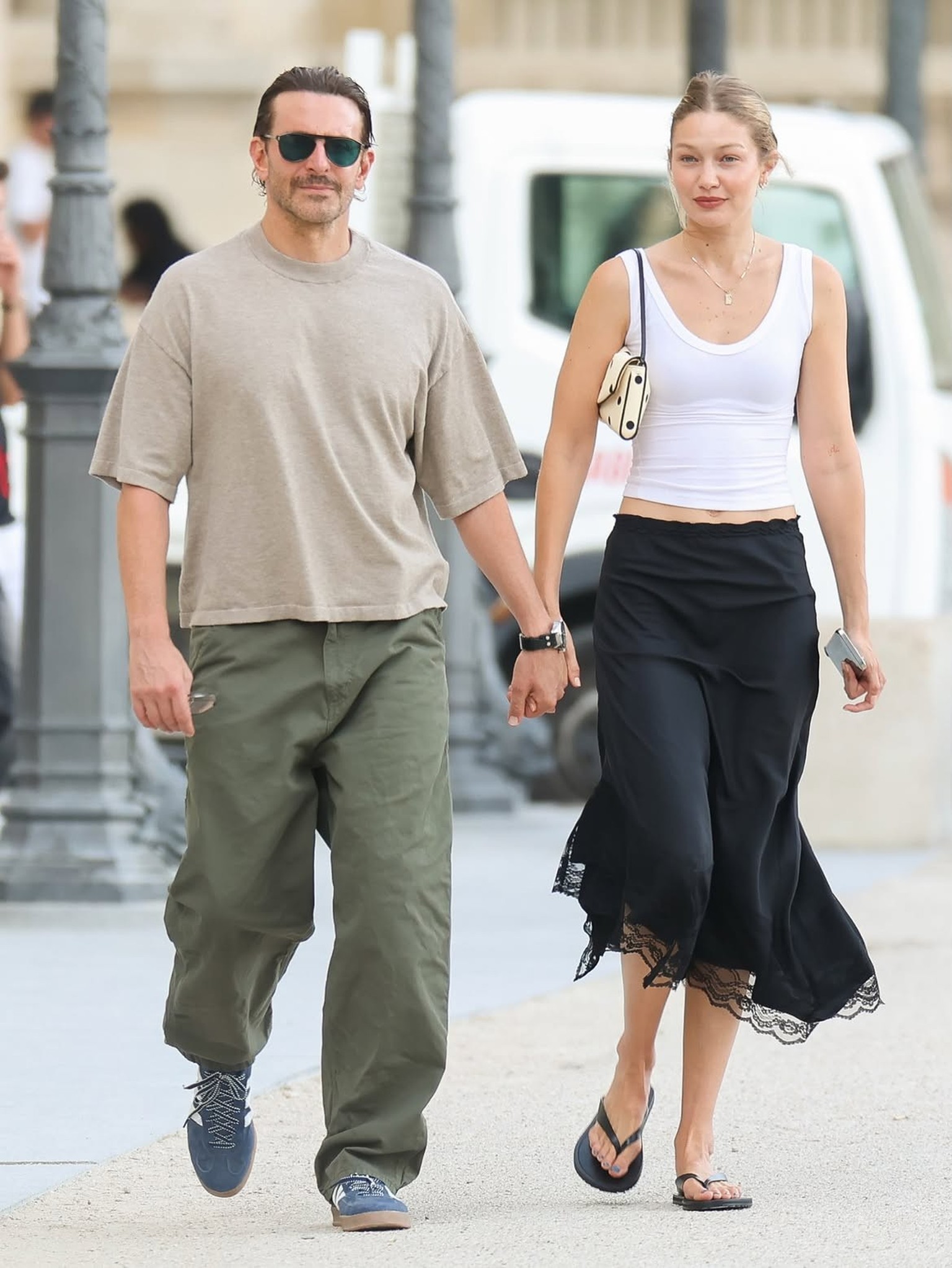 Mariage secret? Les bijoux de Gigi Hadid et Bradley Cooper intriguent les fans