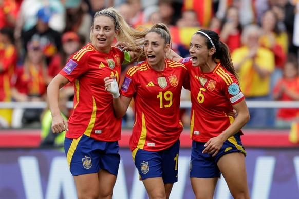 epa11482101 Aitana Bonmati (R) of Spain celebrates with her teammates Alexia Putellas (L) and Olga Carmona (C) after scoring the 1-0 goal during the UEFA Women&#039;s European Qualifiers soccer match  ...