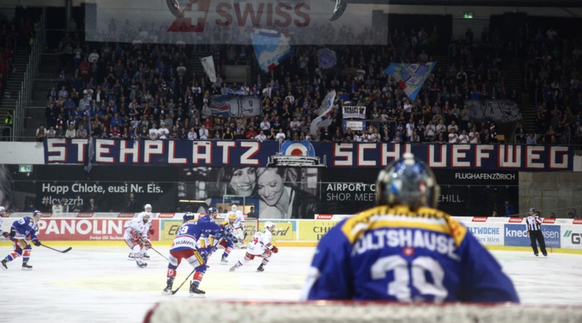Depuis une mauvaise expérience dans les tribunes quand il avait 9 ans, Glody Bonga-Bonga ne se rend pratiquement jamais dans la patinoire de Kloten voir des matchs.