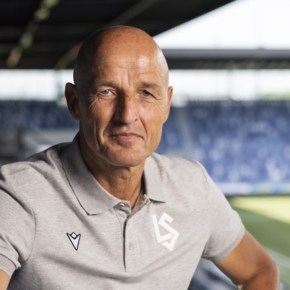 Peter Zeidler: une d馭aite pour son premier match officiel avec le LS