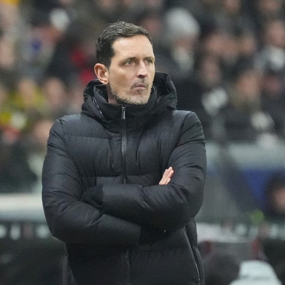Dino Toppmöller a mené Francfort sur le podium de Bundesliga.