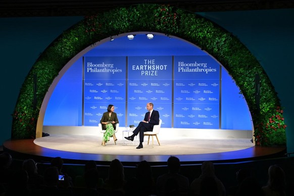 NEW YORK, NEW YORK - SEPTEMBER 19: Vaitea Cowan, Co-Founder, Enapter, 2021 Earthshot Prize Winner (L) and Prince William, Founder and President of The Earthshot Prize speaks onstage during The Earthsh ...