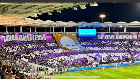 Le tifo Jean-Claude Dusse à Toulouse