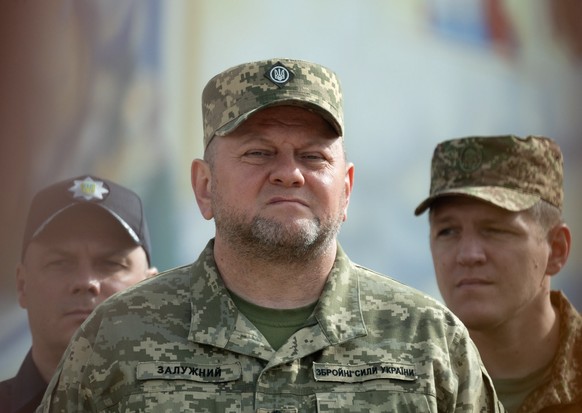 Le général Valeri Zaloujny veut recruter davantage de monde dans l&#039;armée ukrainienne.