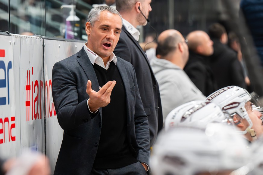 Headcoach Jan Cadieux (GSHC), during the regular season match of National League Swiss Championship 2024/25 between HC Lugano and Geneve Serevette HC at the ice stadium Corner Arena in Lugano, Switzer ...