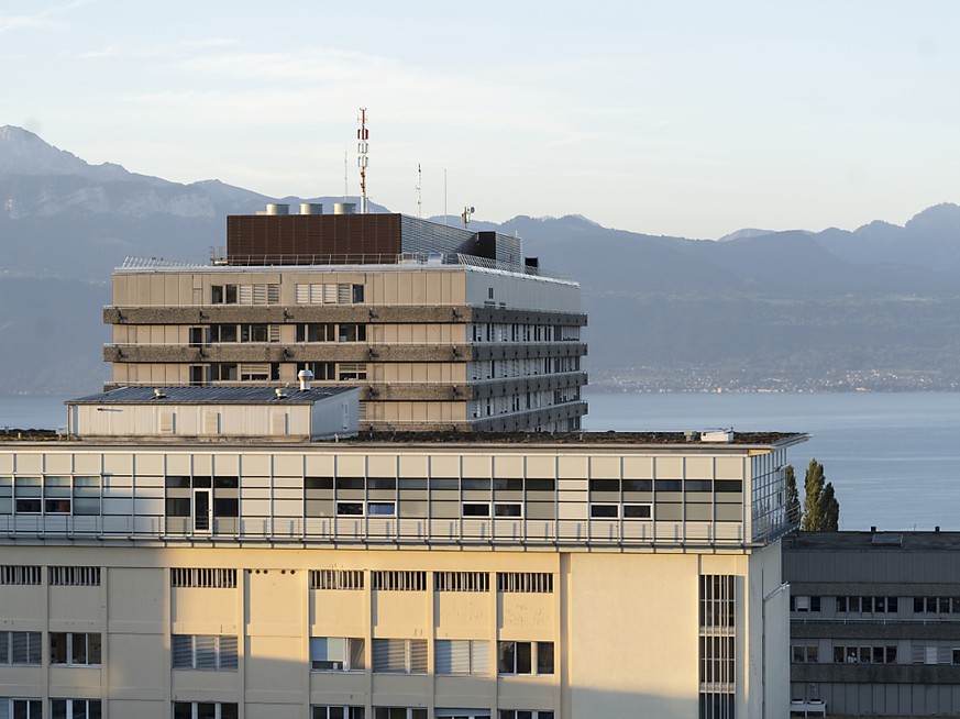 Neuchâtel et Fribourg préparent l'hommage ++ Marche blanche