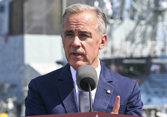Canadian Prime Minister Mark Carney speaks at the Davie shipyard in Levis, Quebec on Monday, Aug. 24, 2026. (Jacques Boissinot/The Canadian Press via AP)
Canada Carney Icebreakers