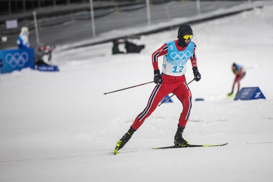 ZHANGJIAKOU, CHINA - FEBRUARY 15: Joergen Graabak of Norway in action competes during the men´s nordic combined 10km cross-country skiing during the Beijing 2022 Winter Olympics at The National Cross- ...