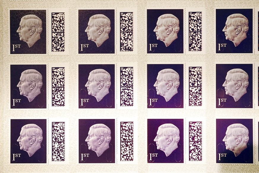 Voici une série de timbres à l'affranchissement «prioritaire», à l'image du Roi Charles III.