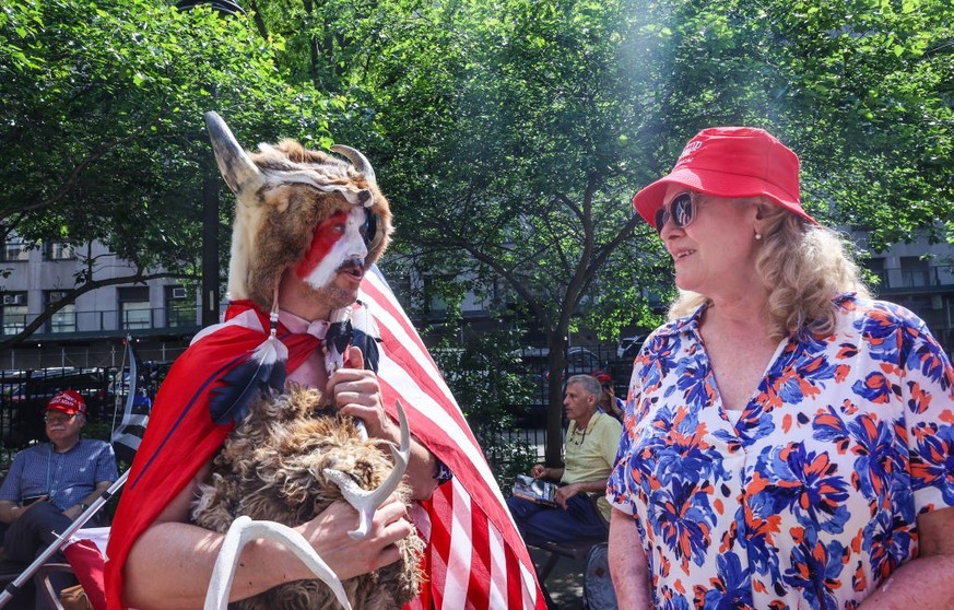NEW YORK, UNITED STATES - MAY 28: A group of protestors, who claimed to have come from Arizona to support former President Donald Trump, who is on trial in New York City, join Trump supporters and sho ...