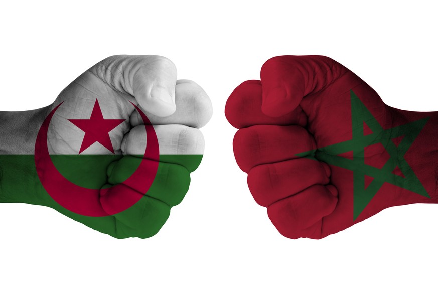 Les couleurs algériennes et marocaines (de gauche à droite).