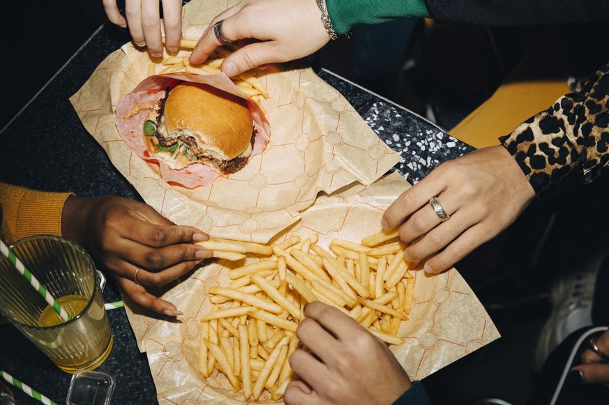 Pourquoi les restos traditionnels perdent du terrain face au fast-food