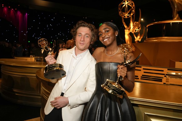Jeremy Alle White et Ayo Edebiri.
