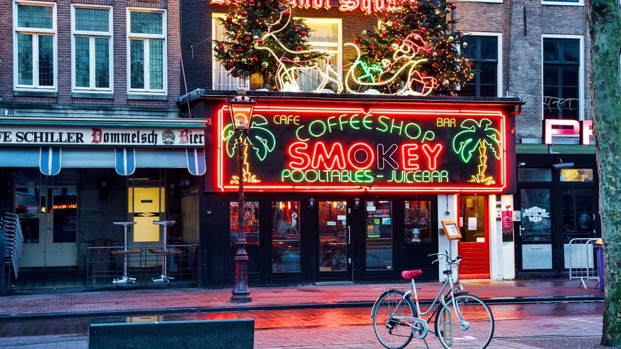 Ein Coffeeshop in Amsterdam. Dort kann man Weed kaufen.