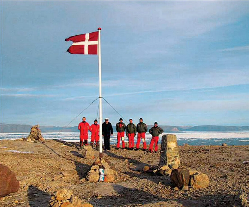 Dieser Grenzstreit ist nun beigelegt: Dänische Marinesoldaten auf der Hans-Insel zwischen Kanada und Grönland.