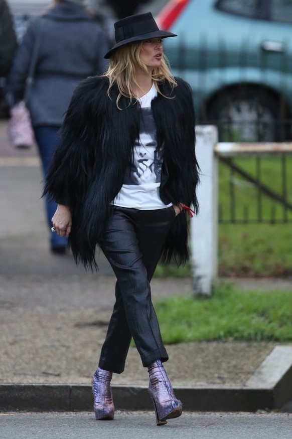 Kate Moss, par exemple, elle a tout compris. Mais on pardonne tout à la plus grunge des top models qui a longtemps partagé son lit avec Jamie Hince, le guitariste rock de The Kills.