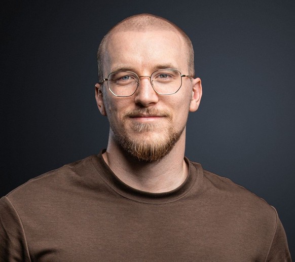 Severin Gamper est cofondateur et directeur artistique de l’agence publicitaire zurichoise ESE.