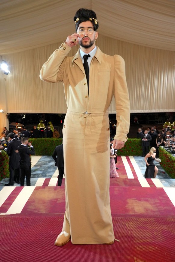 NEW YORK, NEW YORK - MAY 02: (Exclusive Coverage) Bad Bunny arrives at The 2022 Met Gala Celebrating &quot;In America: An Anthology of Fashion&quot; at The Metropolitan Museum of Art on May 02, 2022 i ...