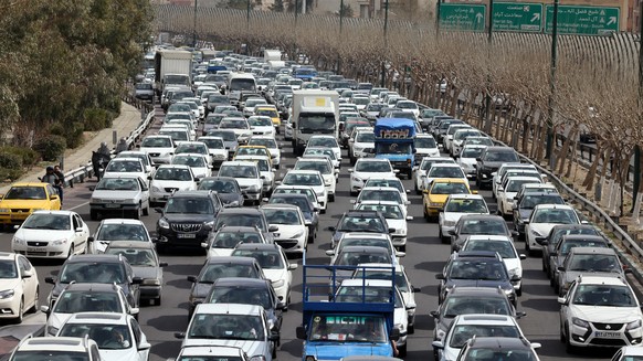 KEYPIX - epa12783333 Heavy traffic jams are seen following an Israeli attack, in Tehran, Iran, 28 February 2026. Israel launched an attack on Iran on 28 February 2026, described as a 'preemptive  ...