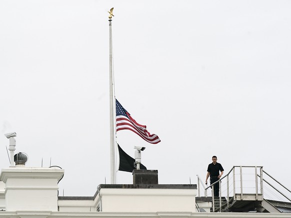 L'Amérique ne laissera pas flotter ses drapeaux aujourd'hui.