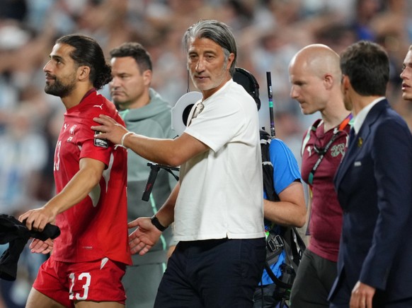 Comme ses joueurs, Murat Yakin avait de la peine à comprendre la décision de l'arbitre d'exclure Breel Embolo.