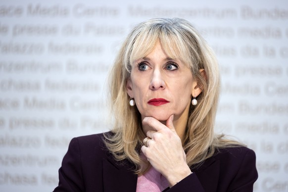 Priska Seiler Graf, Nationalraetin SP-ZH, spricht waehrend einer Medienkonferenz zur Lancierung des Referendums gegen das gelockerte Kriegsmaterialgesetz, am Mittwoch, 7. Januar 2026, in Bern.(KEYSTON ...