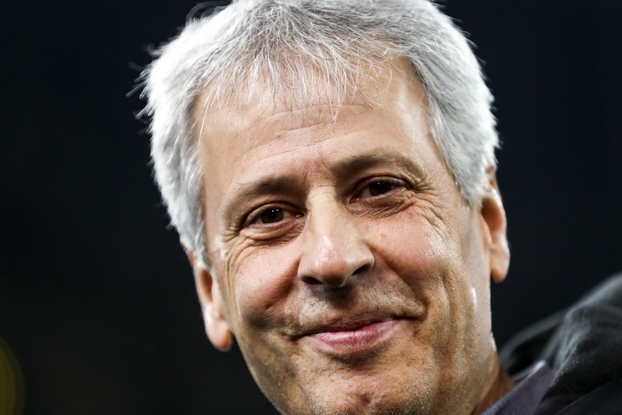 Sans emploi depuis son départ du Borussia Dortmund, Lucien Favre avait d'abord souhaité prendre du repos et renouer avec son tissu social en Suisse.