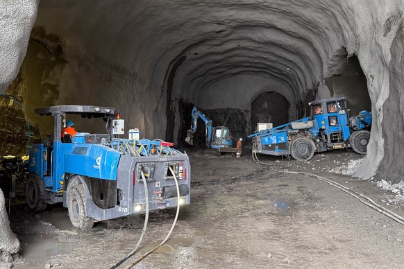 La première caverne a été excavée cette été.