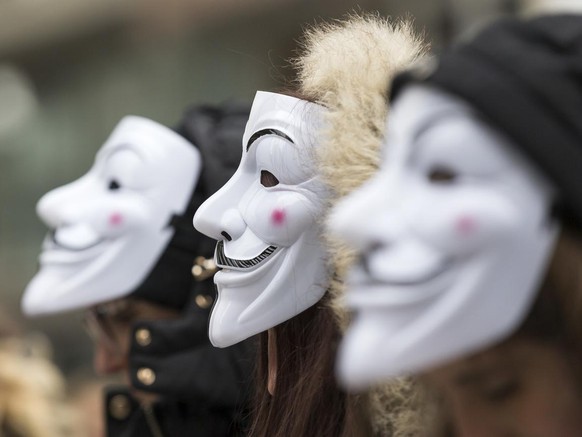 Des militants d&#039;Anonymous for the Voiceless contre l&#039;exploitation animale protestent lors de l&#039;action &quot;Cube of Truth&quot; ce samedi, 10 fevrier 2018 a Lausanne. Les militants tien ...