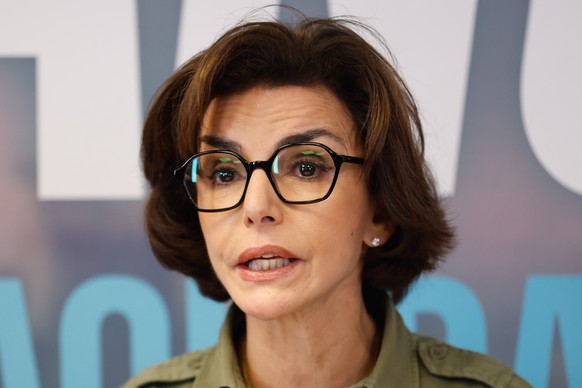 epa12842533 Former Culture Minister and The Republicans (LR) mayoral candidate Rachida Dati delivers a speech following the announcement of preliminary results in the second round of the Paris municip ...